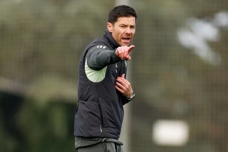 Liverpool Pertimbangkan Xabi Alonso