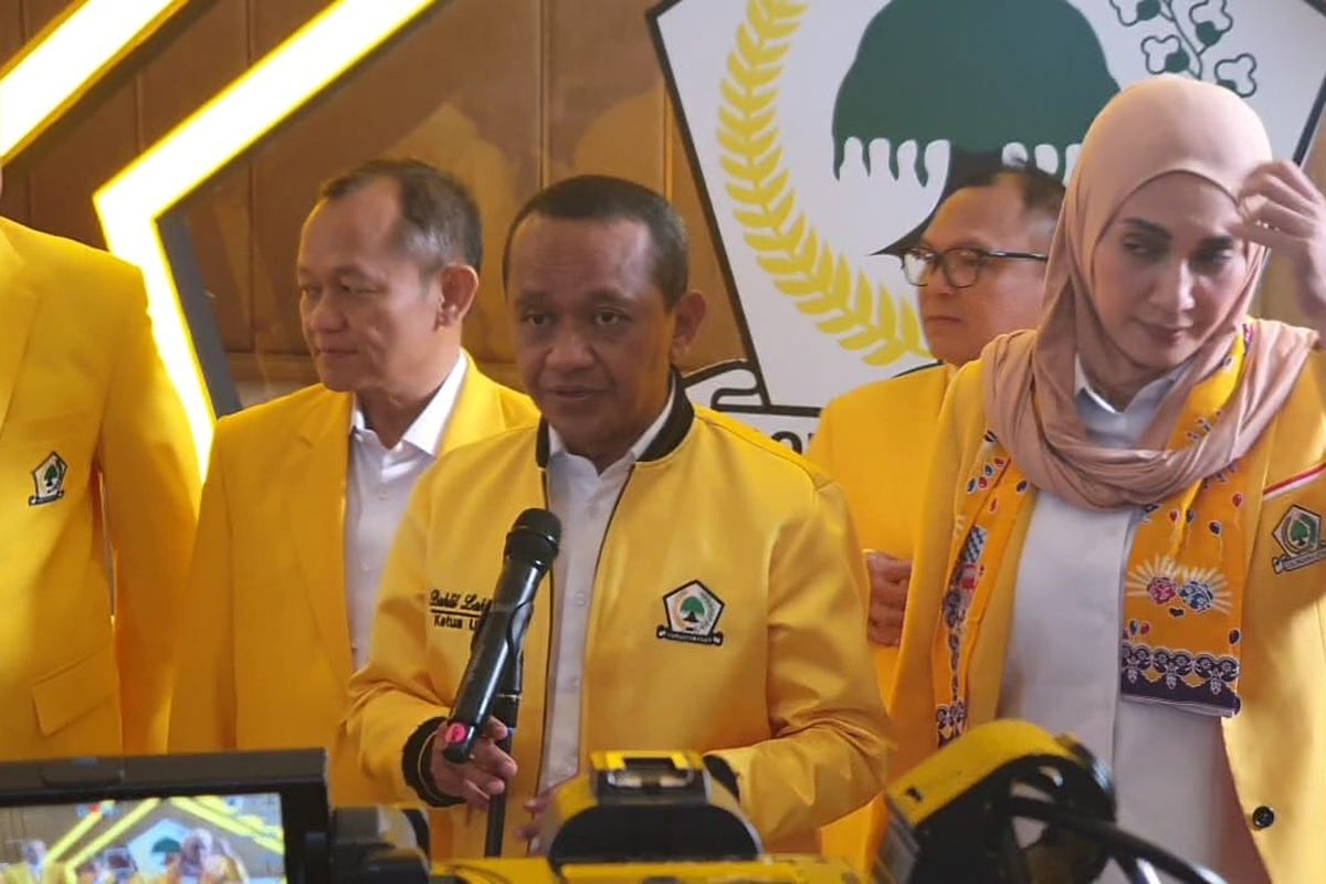 Bahlil Sebut Demokrasi Indonesia