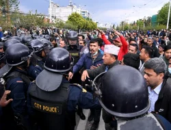 Bentrokan Pecah di Nepal Saat Demo Protes Penangkapan Eks PM Sharma Oli