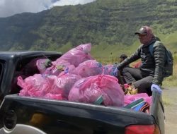 963 Kilogram Sampah Terkumpul di Bromo Didominasi Sampah Plastik
