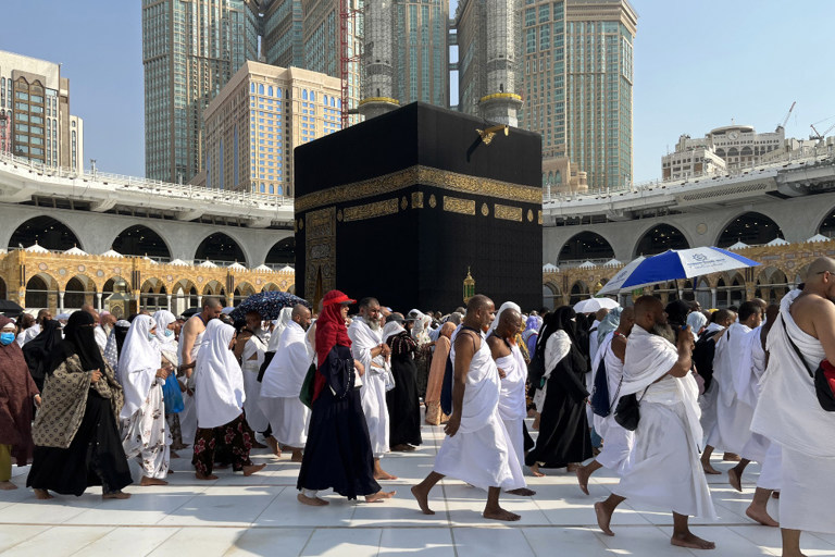 Akses Masuk Mekkah Dibatasi